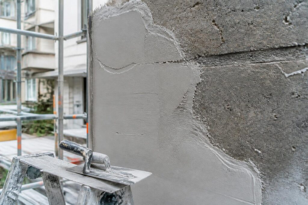 découvrez le map enduit, un enduit de ragréage performant utilisé en rénovation urbaine, alliant haute qualité technique et conformité aux normes dtu pour des résultats durables.
